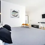 Villa With Private Pool Near *