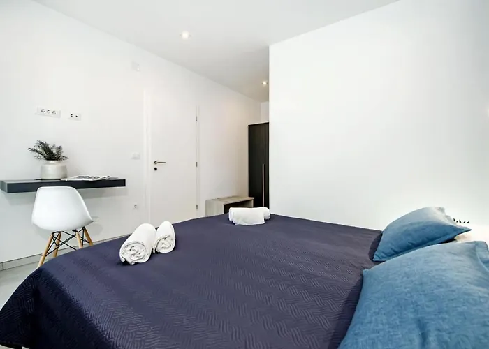 Villa With Private Pool Near