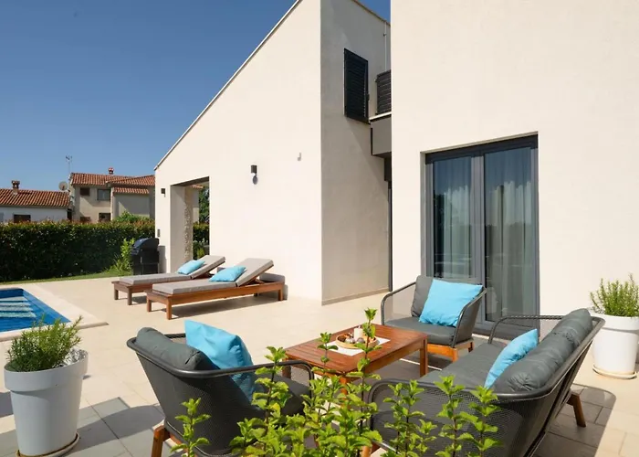 Villa With Private Pool Near Rovinj