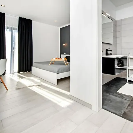 Villa With Private Pool Near