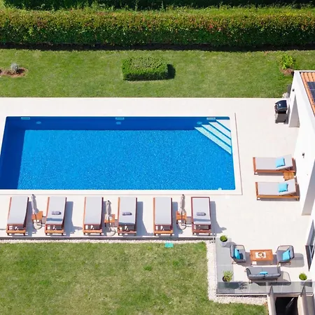 With Private Pool Near * Rovigno